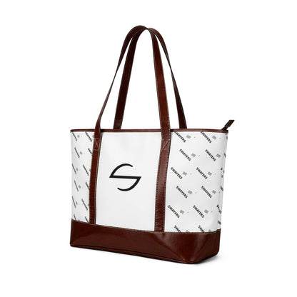 Handtasche mit Vertikalem Schriftzug