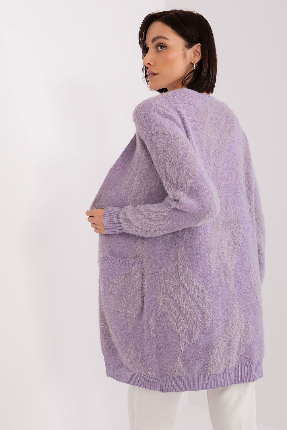  Cardigan model 188282 AT 
