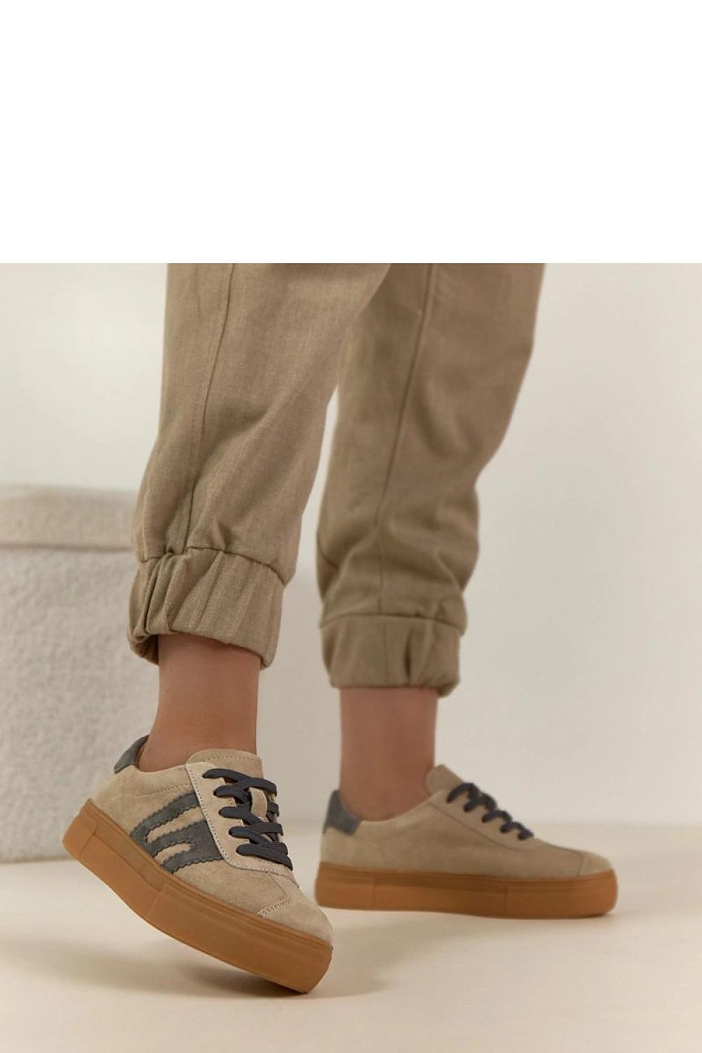  Sportliche Schuhe auf Plattform model 224964 Solea 